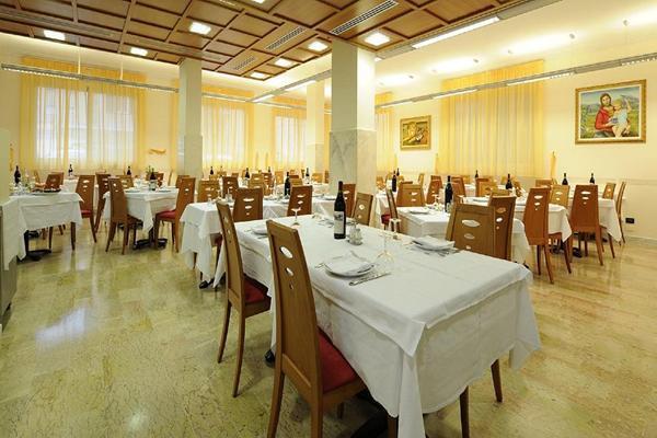 Hotel Adler Alassio Dış mekan fotoğraf