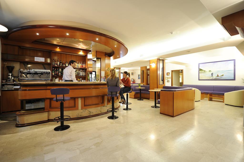 Hotel Adler Alassio Dış mekan fotoğraf