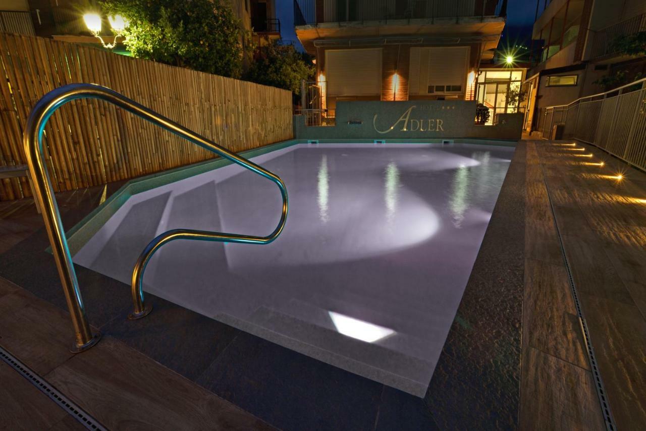 Hotel Adler Alassio Dış mekan fotoğraf