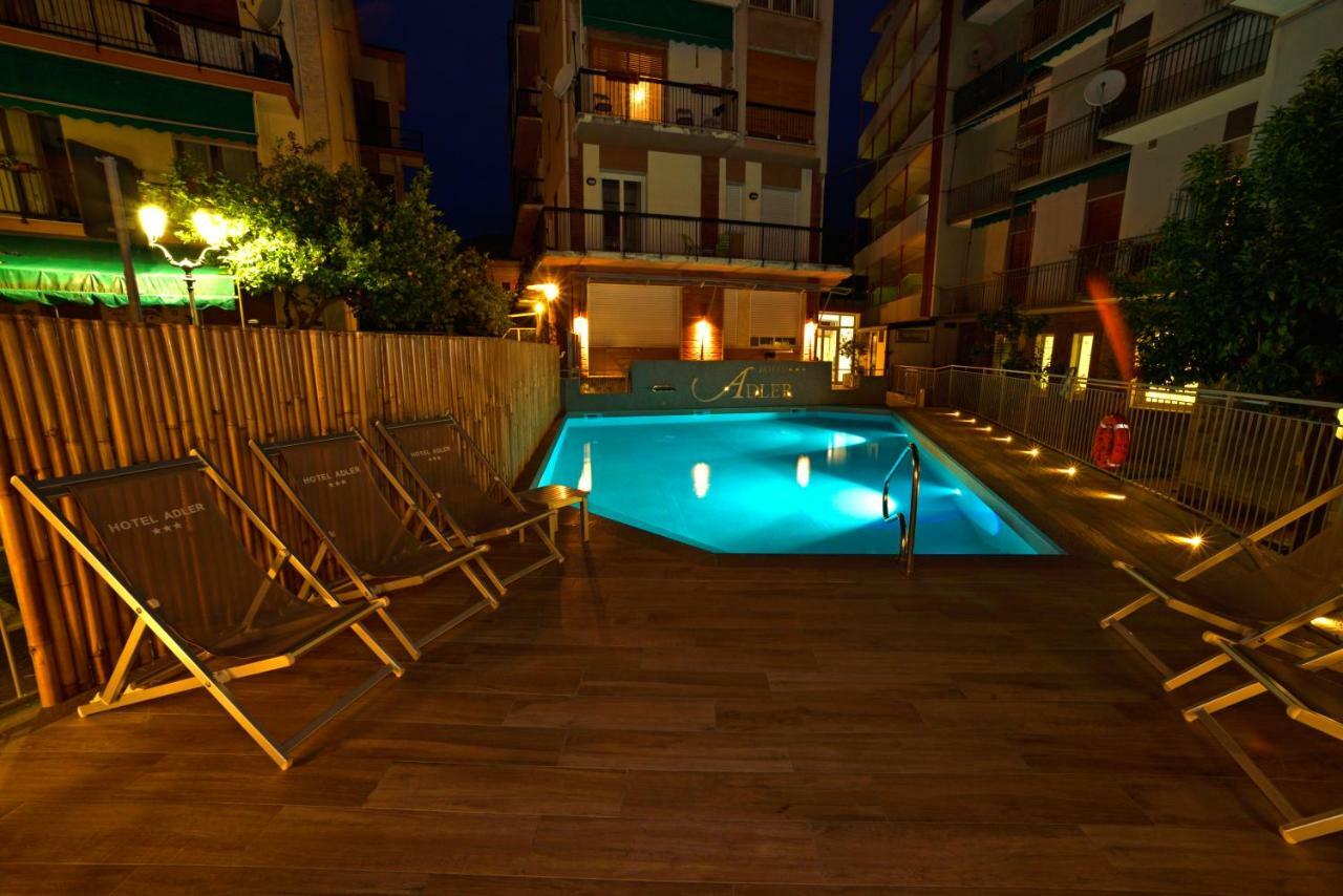 Hotel Adler Alassio Dış mekan fotoğraf